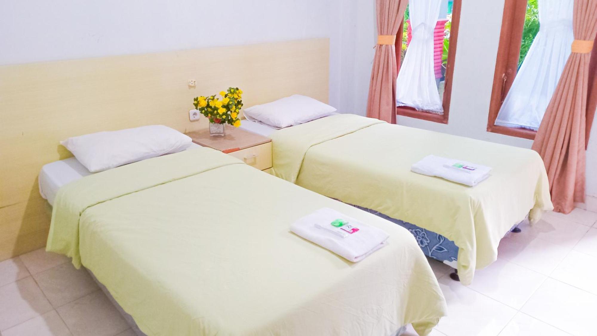 Bayak Hotel Bumdes Cipayung & Resort Ciguntur Exteriör bild